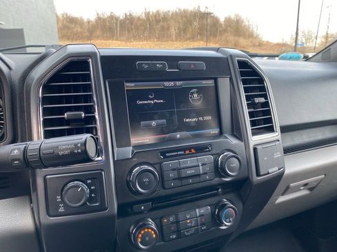 Used 2015 Ford F150 XLT w/ Equipment Group 302A Luxury image 15