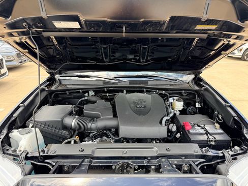 Used 2023 Toyota Tacoma SR RWD image 33