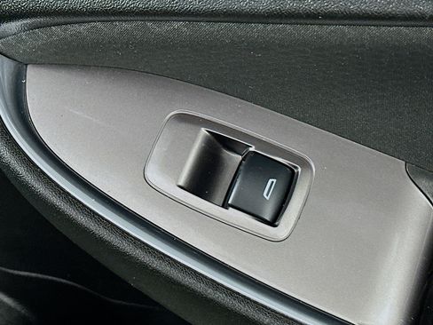 Used 2020 Chevrolet Malibu LT FWD image 28