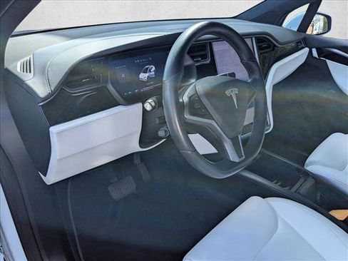 Used 2020 Tesla Model X Long Range image 12