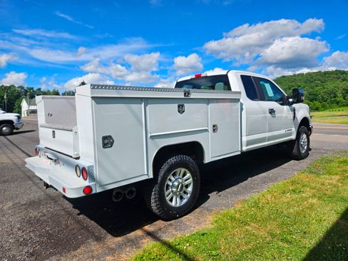 Used 2019 Ford F250 XL w/ STX Appearance Package AWD/4WD image 6