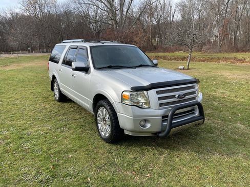 Used 2010 Ford Expedition EL Limited image 4