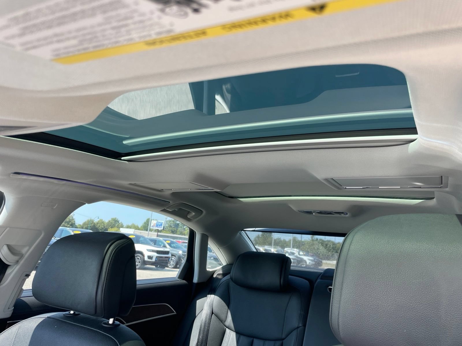 Used 2023 Audi A8 L 3.0T AWD/4WD image 23