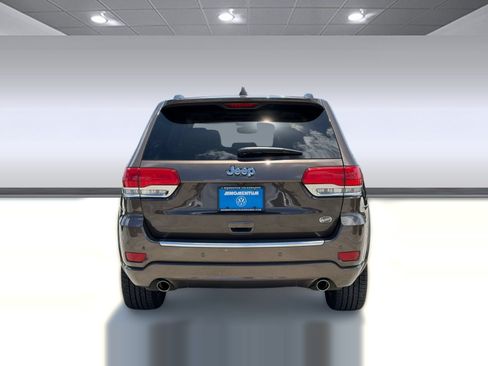 Used 2018 Jeep Grand Cherokee Overland RWD image 10