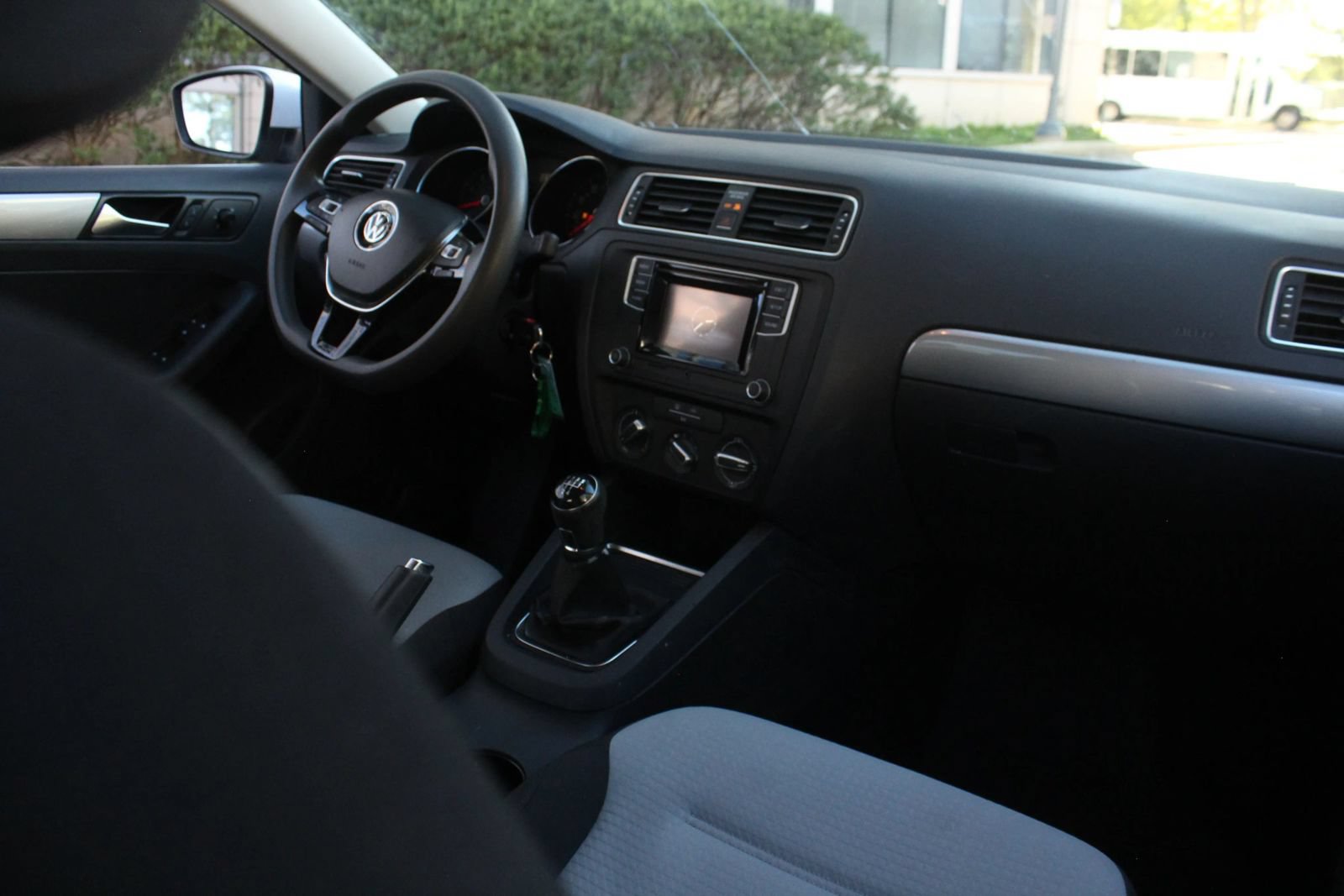 Used 2017 Volkswagen Jetta S FWD image 24