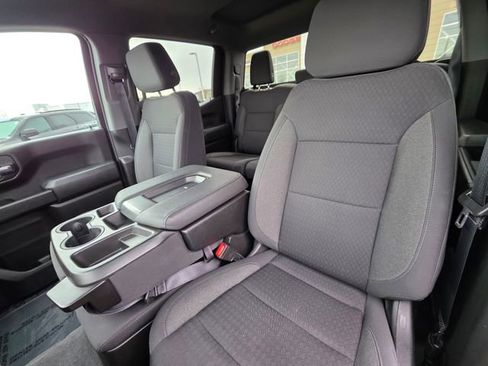 Used 2022 Chevrolet Silverado 1500 Custom image 24