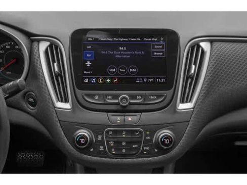 Used 2023 Chevrolet Malibu LT image 19