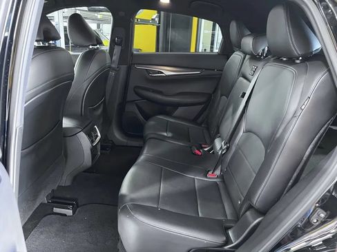 Used 2023 INFINITI QX55 Luxe w/ Cargo Package AWD/4WD image 17