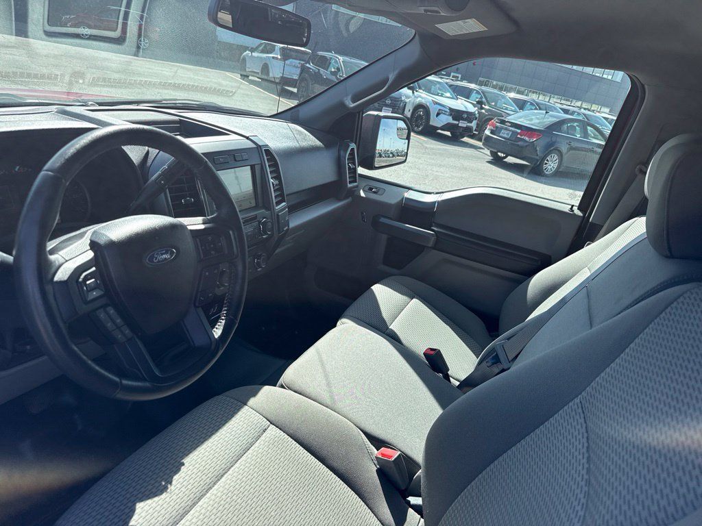 Used 2018 Ford F150 XLT w/ Equipment Group 302A Luxury AWD/4WD image 9