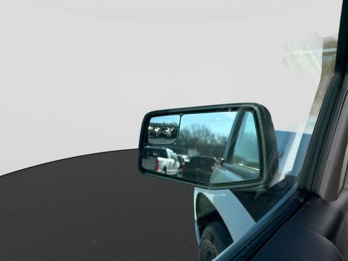 Used 2022 Chevrolet Silverado 1500 Custom image 12