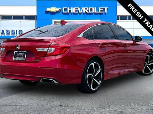 Used 2018 Honda Accord Sport image 19