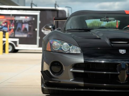 Used 2009 Dodge Viper ACR RWD image 64