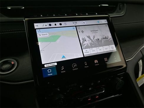 New 2025 Jeep Grand Cherokee Limited w/ Luxury Tech Group II image 34