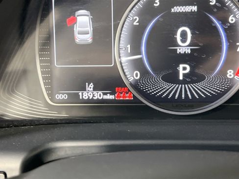 Used 2025 Lexus ES 350 w/ Premium Package FWD image 12
