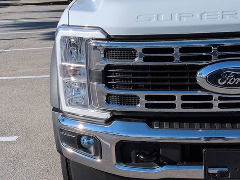 New 2026 Ford F450 XL w/ XL Chrome Package image 10