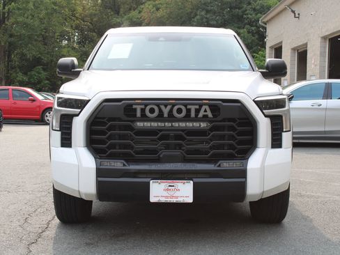 Used 2022 Toyota Tundra SR5 w/ SR5 Premium Package AWD/4WD image 3