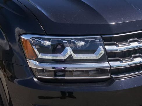 Used 2019 Volkswagen Atlas SE FWD image 4