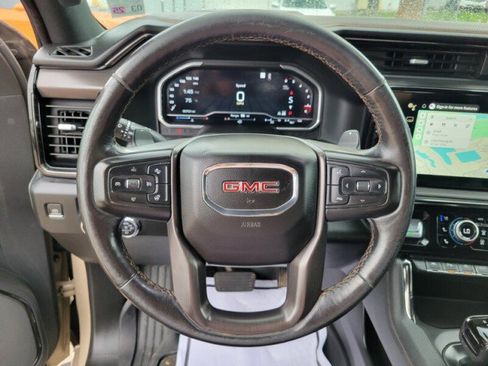 Used 2023 GMC Sierra 1500 AT4 w/ AT4 Premium Package image 11
