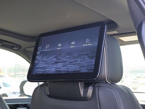 New 2026 Chevrolet Suburban Premier AWD/4WD image 42