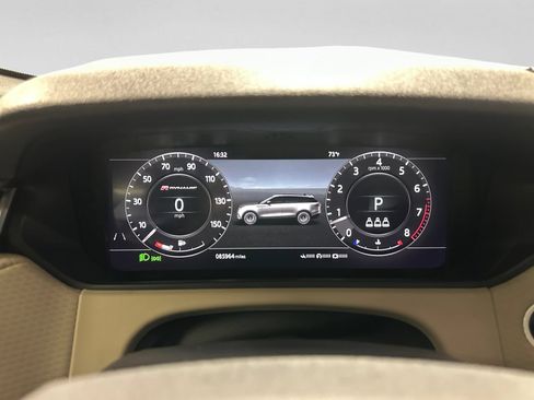 Used 2019 Land Rover Range Rover Velar R-Dynamic SE AWD/4WD image 19