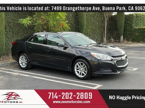 Used 2015 Chevrolet Malibu LT w/ Power Convenience Package image 4