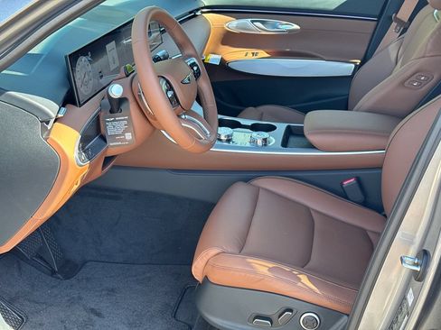 New 2026 Genesis GV70 2.5T Advanced AWD/4WD image 9