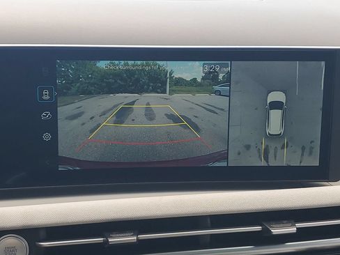 Certified 2026 Hyundai Tucson Limited FWD image 21