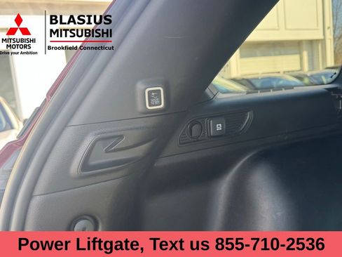 Used 2023 Jeep Grand Cherokee Altitude image 12