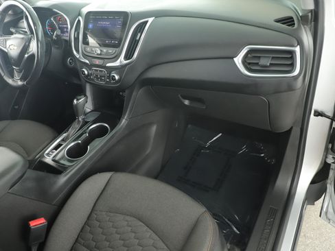 Used 2020 Chevrolet Equinox LT image 20