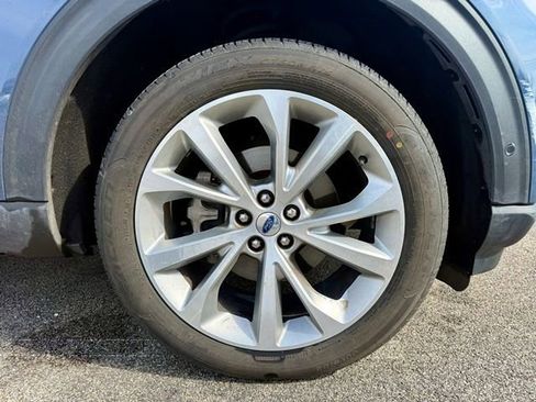 Used 2021 Ford Explorer Platinum w/ Equipment Group 601A image 26