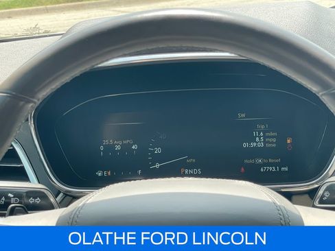 Used 2018 Lincoln Continental Reserve AWD/4WD image 18