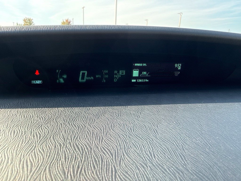 Used 2010 Toyota Prius Four w/ Solar Roof Pkg FWD image 13