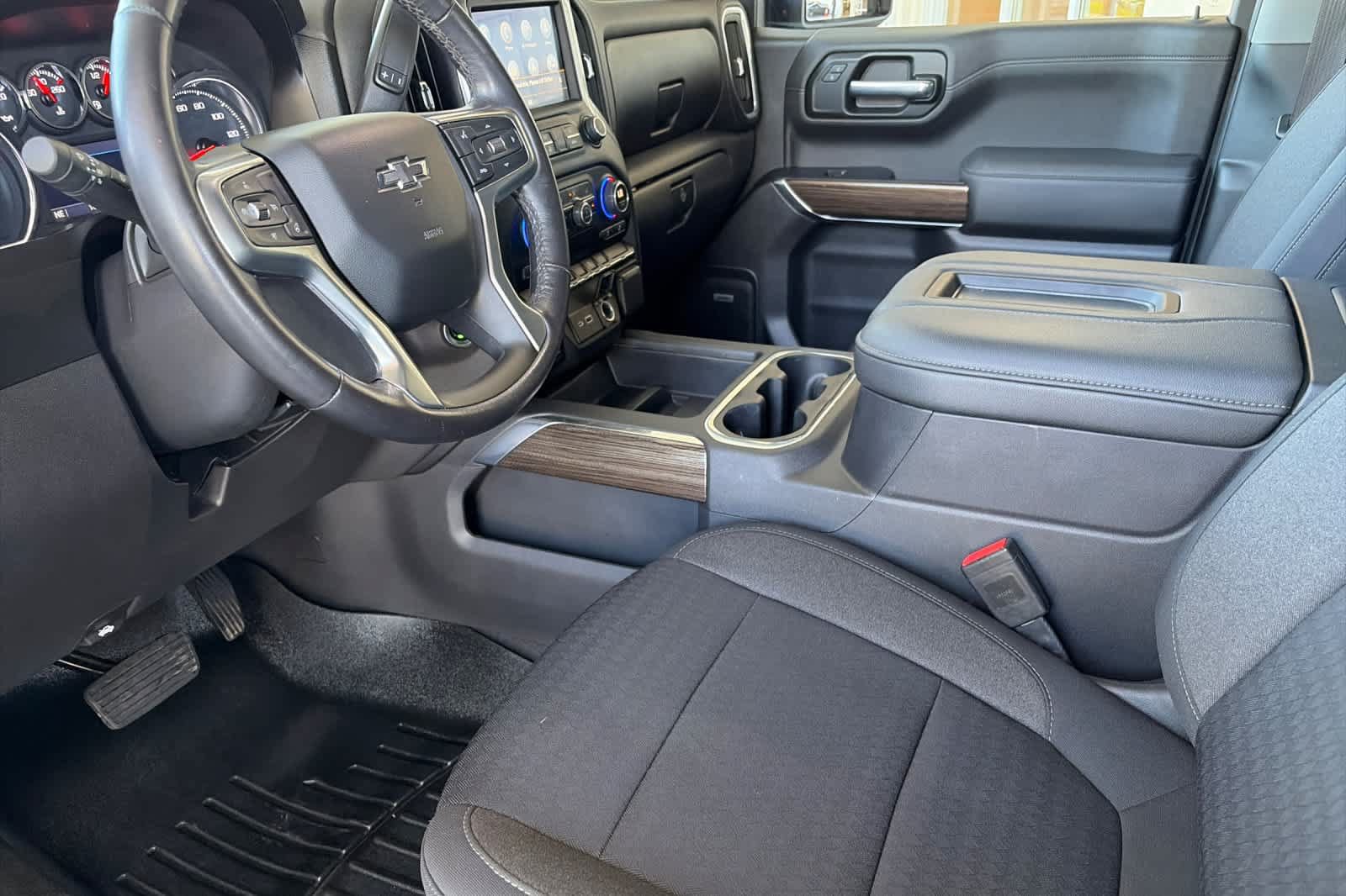 Used 2021 Chevrolet Silverado 1500 RST w/ All Star Edition Plus AWD/4WD image 11