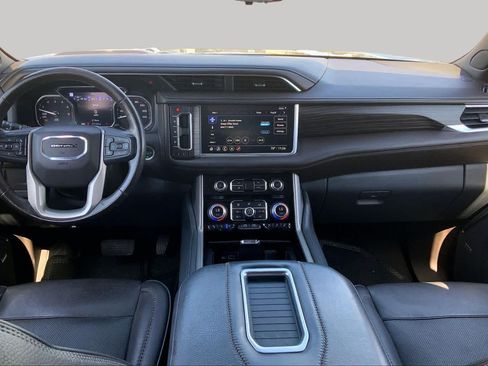 Used 2021 GMC Yukon Denali w/ Denali Premium Package AWD/4WD image 16