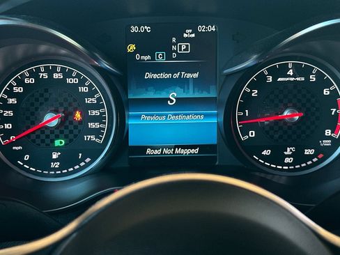 Used 2023 Mercedes-Benz GLC 300 4MATIC Coupe image 36