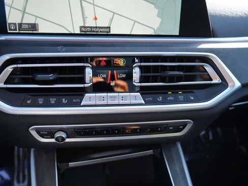 Certified 2023 BMW X5 sDrive40i w/ M Sport Package image 21