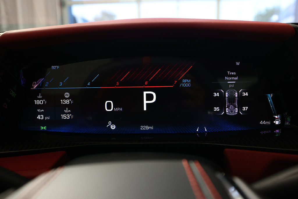 Used 2027 Chevrolet Corvette Grand Sport w/ Z52 Sport Performance Package RWD image 16