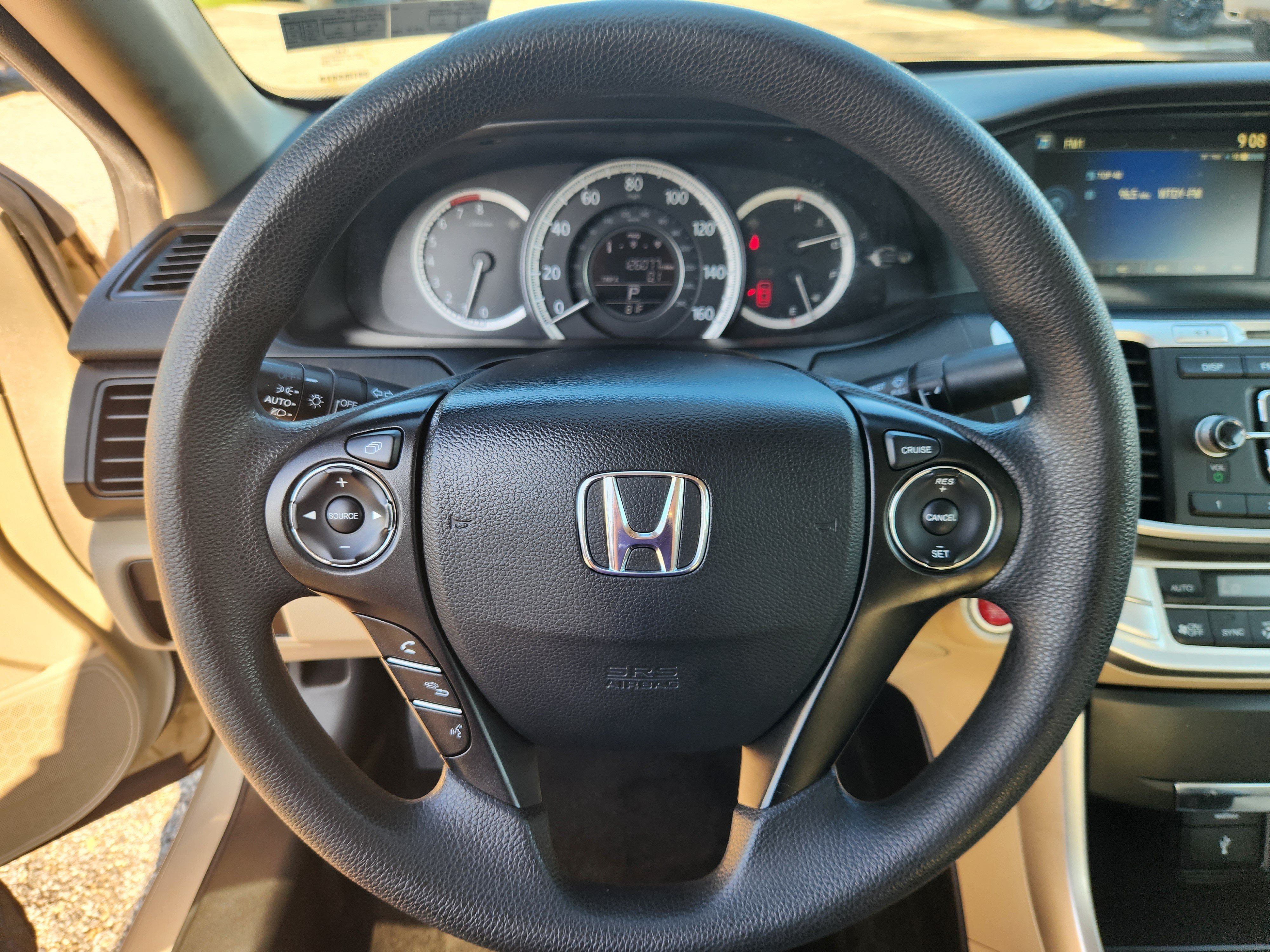 Used 2015 Honda Accord EX image 9