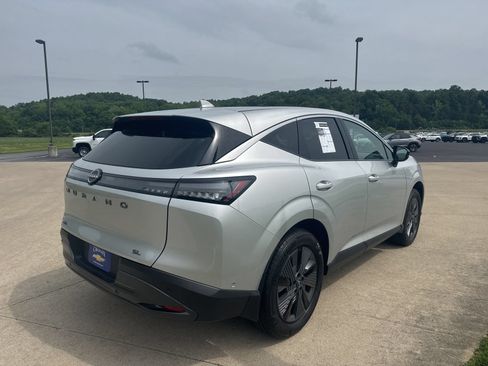 Used 2025 Nissan Murano SL AWD/4WD image 4