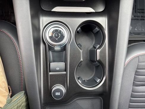 Used 2025 Ford Explorer ST-Line w/ Premium Package image 21