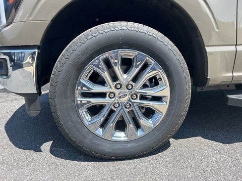 New 2025 Ford F150 Lariat w/ Equipment Group 502A High image 13