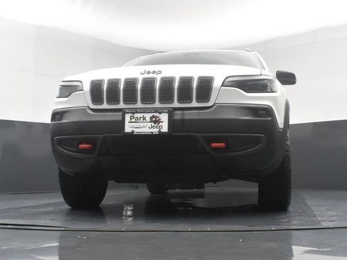 Used 2022 Jeep Cherokee Trailhawk AWD/4WD image 20