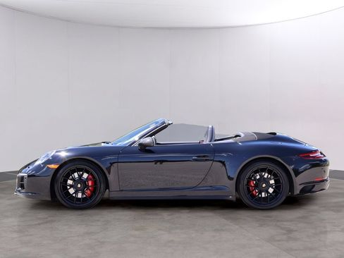 Used 2017 Porsche 911 Carrera GTS RWD image 2