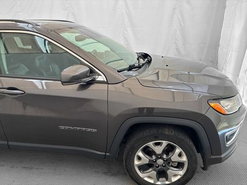 Used 2017 Jeep Compass Limited AWD/4WD image 7