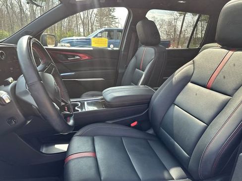 Certified 2024 Chevrolet Traverse RS AWD/4WD image 40