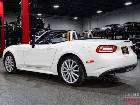 Used 2017 FIAT 124 Spider Lusso image 3