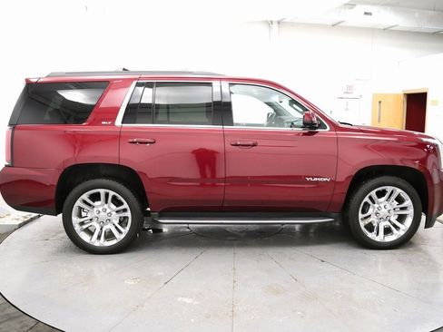 Used 2018 GMC Yukon SLT w/ Open Road Package image 8