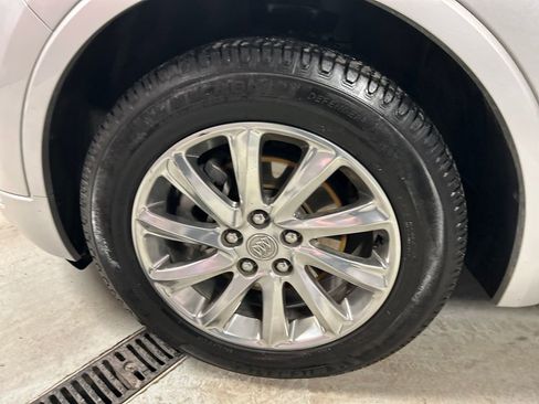 Used 2019 Buick Envision Essence image 9