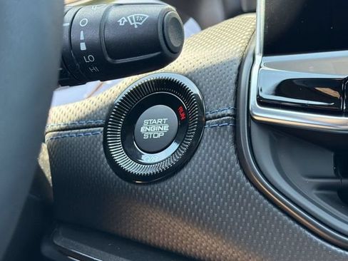 New 2026 Jeep Compass Latitude AWD/4WD image 18