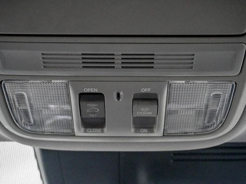 Used 2018 Honda CR-V EX image 27